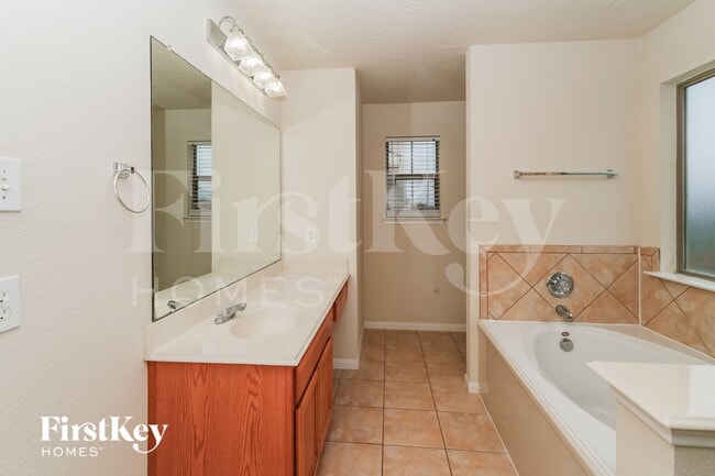 Building Photo - 29206 Legends Beam Dr