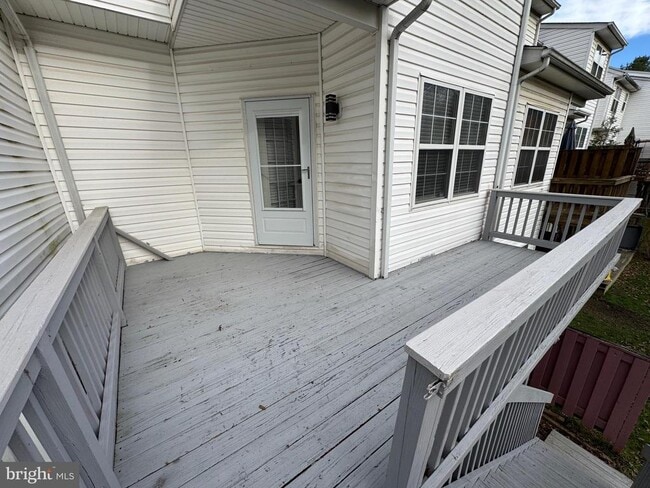 Building Photo - 6132 White Marble Ct