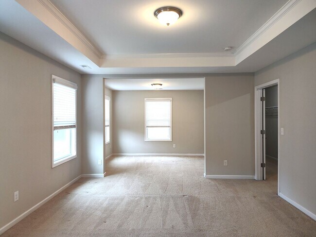 Building Photo - Beautiful 2 story home located in Berewick Community in Charlotte!