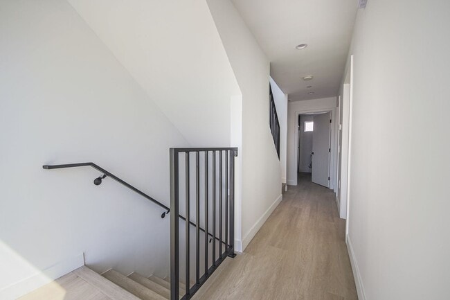 Building Photo - Luxury 2026 Townhomes with Massive Bedrooms + Decks with Views