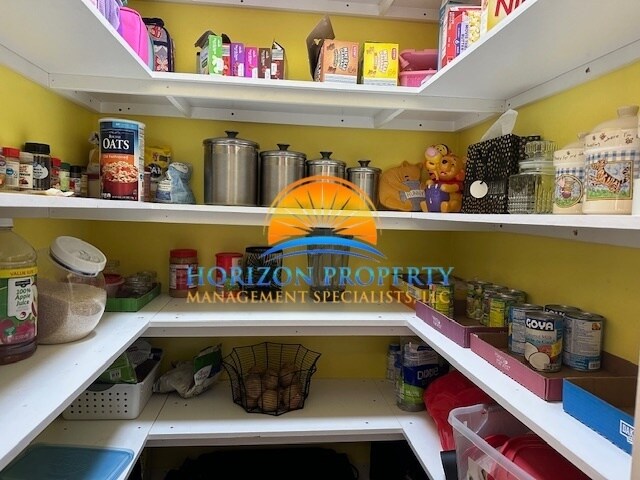 Building Photo - 127 Phantom Dr