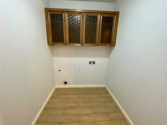 Building Photo - 1428 Big Bend Dr