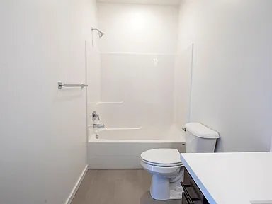 Building Photo - 2430 Tschache Ln