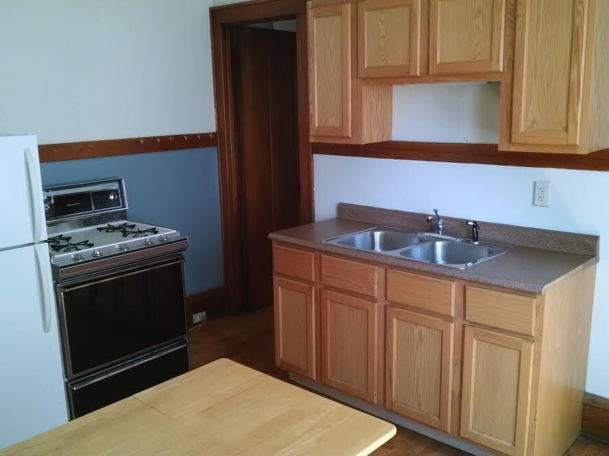 Building Photo - 2957 N Frederick Ave