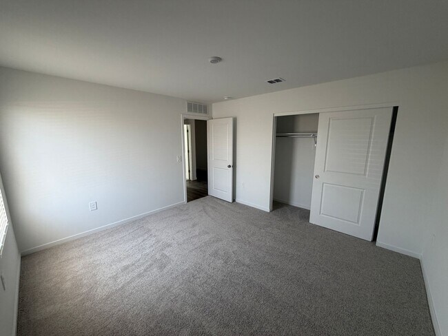 Building Photo - 202 Pleasant Pk Dr