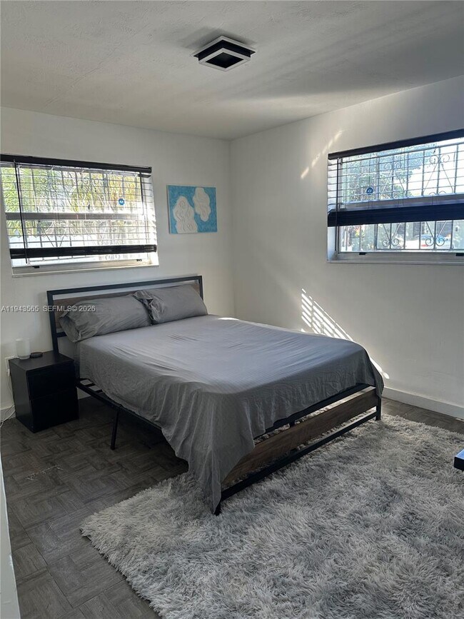 Building Photo - 812 NW 55th Terrace