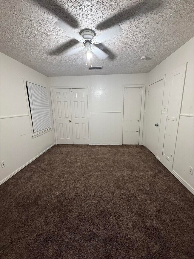 Building Photo - 2617 37th St