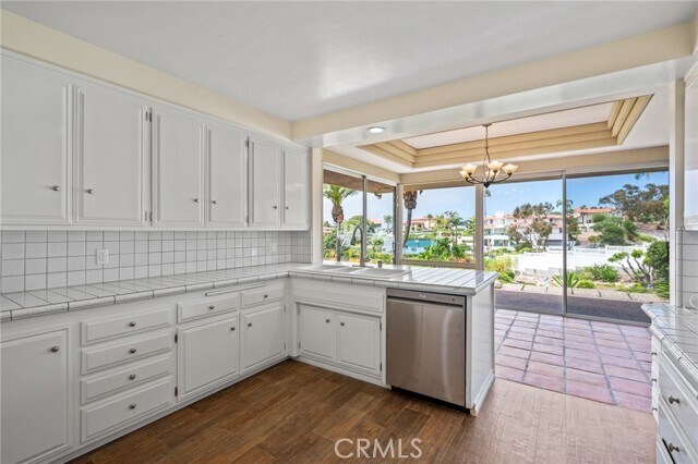 Building Photo - 7117 Avenida Altisima