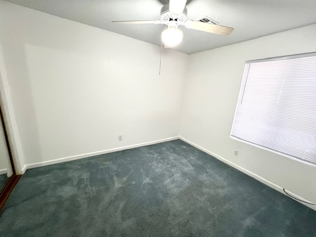 Building Photo - 2448 S Ridge Ave