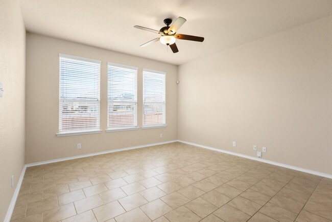 Building Photo - 515 Sage Thrasher