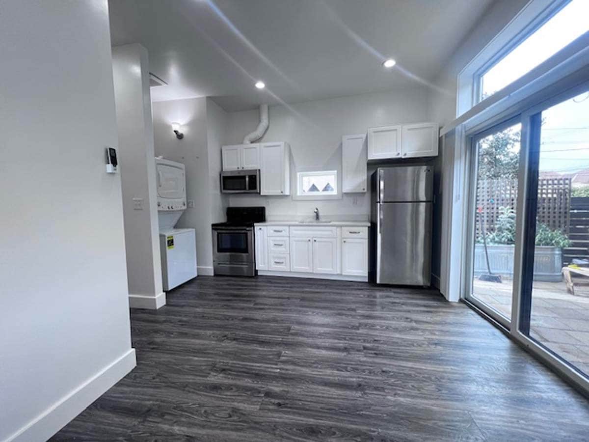 Building Photo - 6235 San Pablo Ave