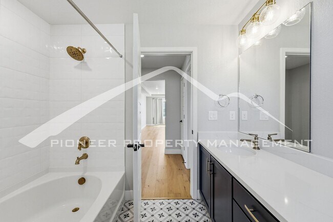 Building Photo - Stunning Home with Central AC and 2-Car Garage