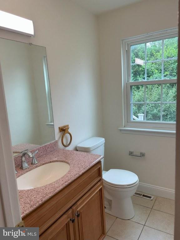 Building Photo - 12 Sumac Ct
