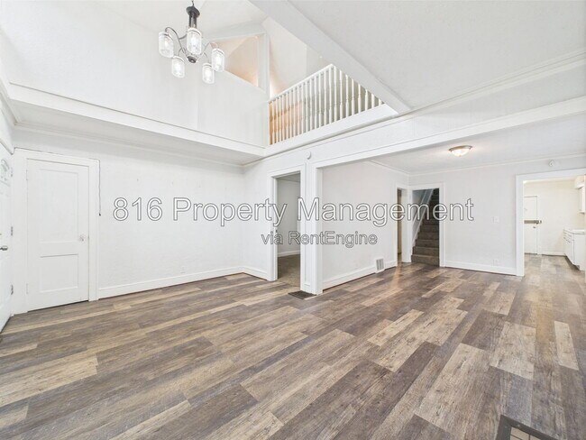 Building Photo - 5611 Olive St