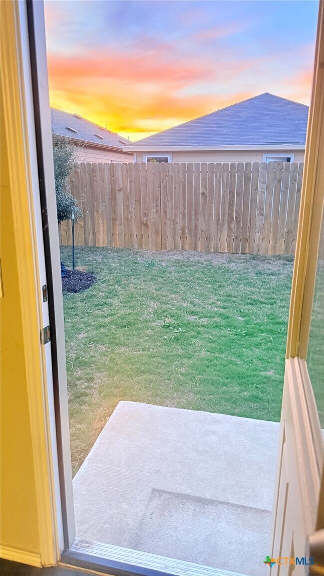 Building Photo - 328 Havarti Wy