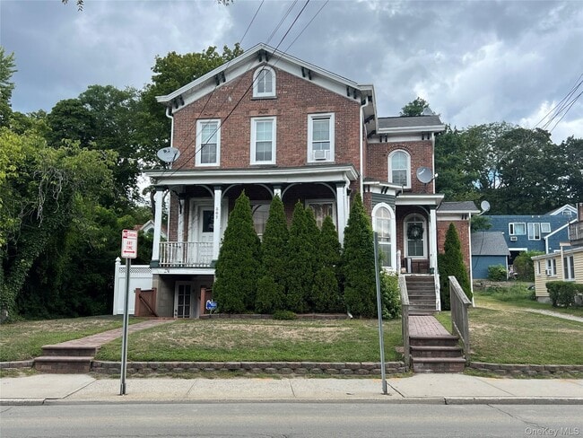 Primary Photo - 507 Main St
