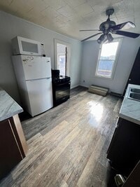 Building Photo - Birch