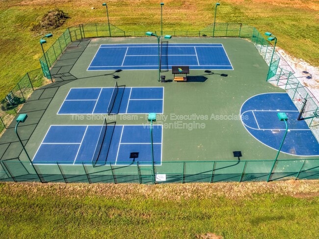 Building Photo - 132 Hardinberry St