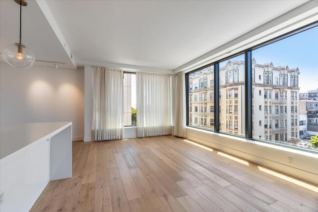 Building Photo - 1450 Franklin St