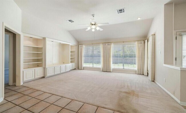 Building Photo - 10133 Cassandra Dr