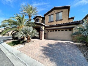 Building Photo - STUNNING 3BD/2.5BA HOME W/ TESLA SOLAR, POOL, SPA, & LOFT!!