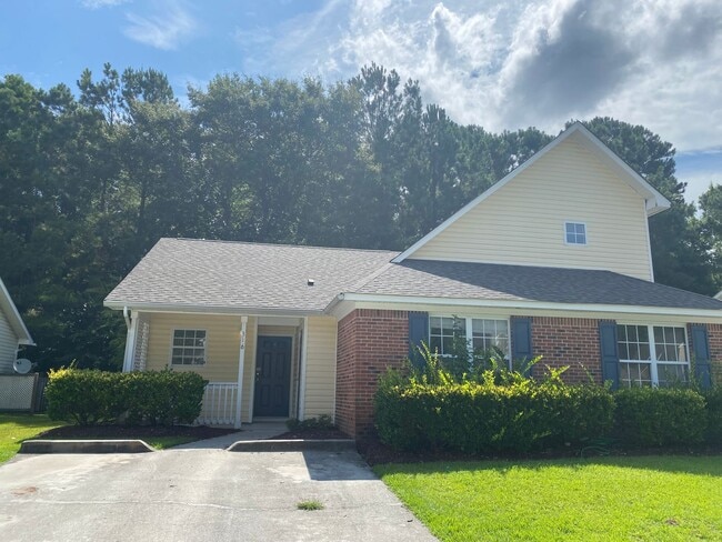 Building Photo - 316 St Rosea Rd