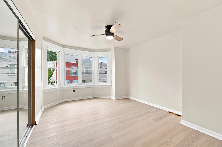 Building Photo - 3435 Fairmount Ave