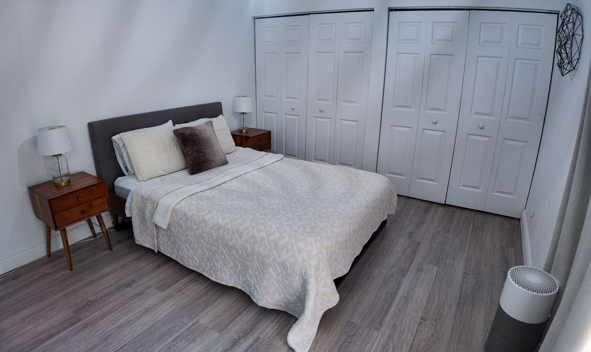 Building Photo - 8050 Severn Dr