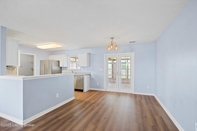 Building Photo - 6606 Timberbend Dr