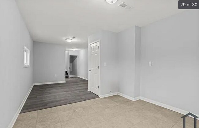 Building Photo - Modern 6-Bedroom Home in North Philadelphia