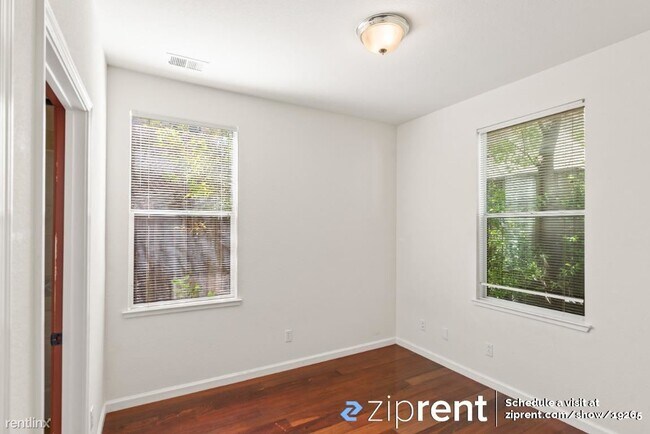 Building Photo - 2 br, 3 bath House - 937 Nobel Drive, Sant...