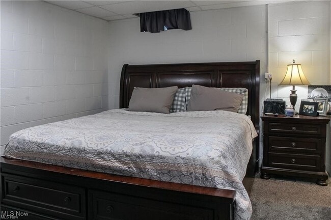 Building Photo - 822 Shadowood Ln SE