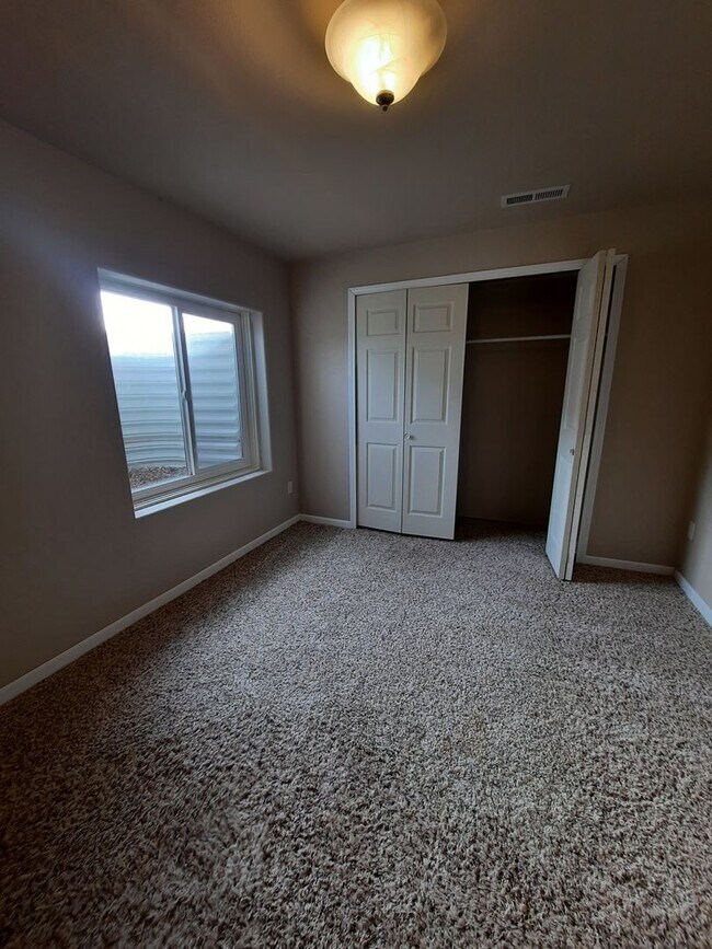 Building Photo - 4317 Donegal Way