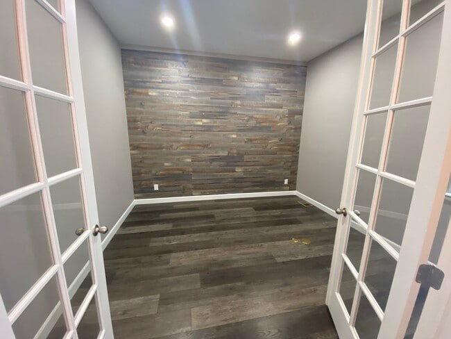 Building Photo - Incredible Home in Parker