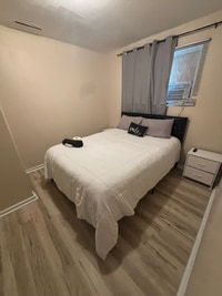 Building Photo - 240 W Ann Arbor Ave