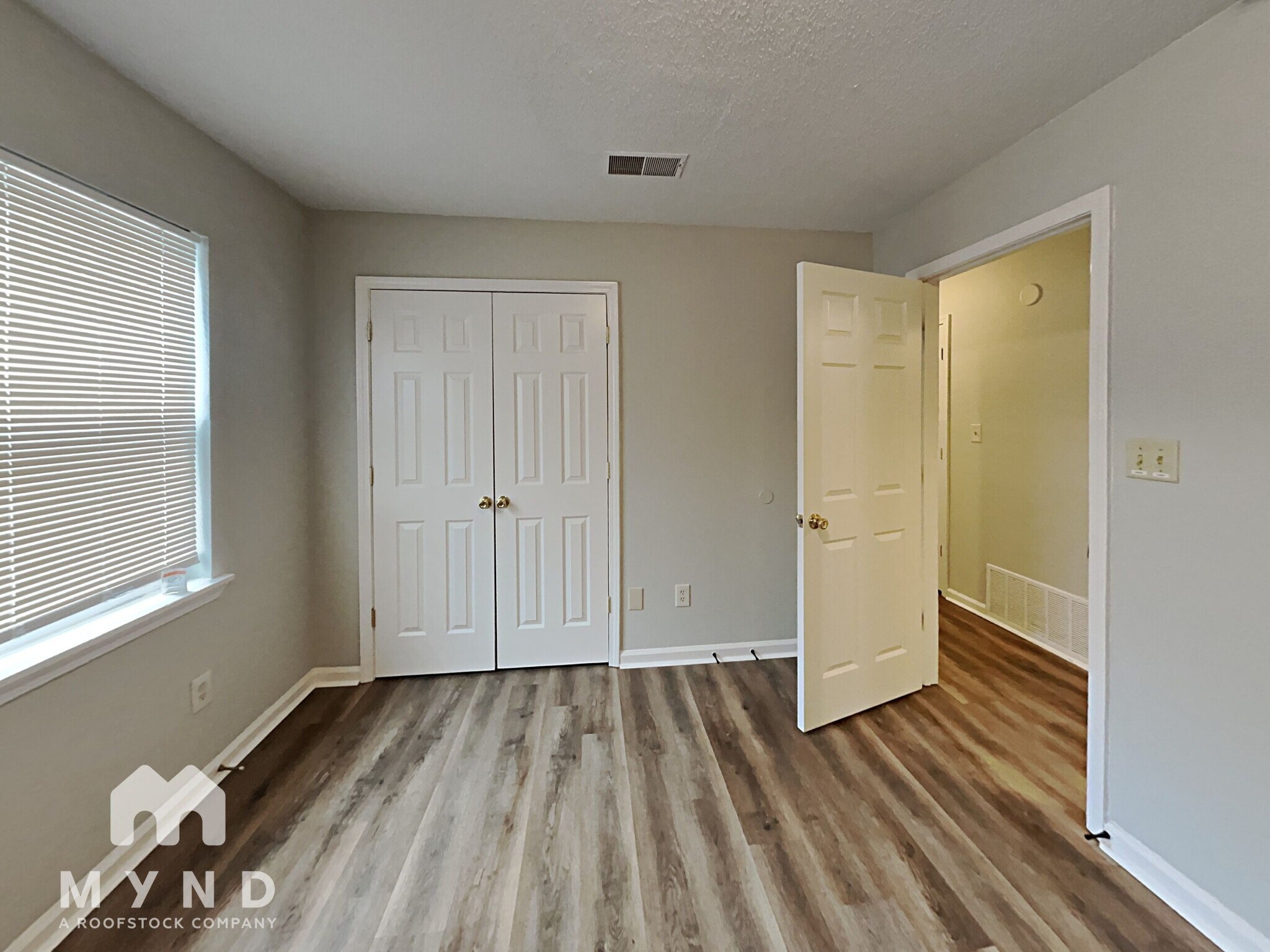 Building Photo - 1824 Whitehead Dr