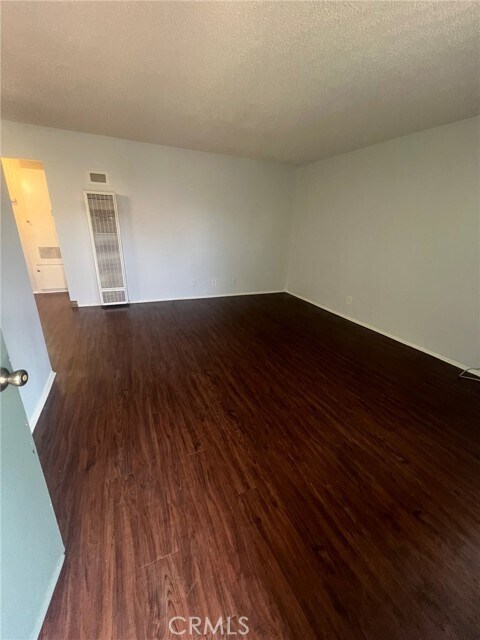 Building Photo - 221 N San Gabriel Ave