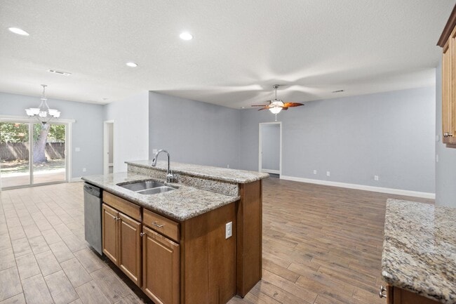 Building Photo - 8393 New Orleans Ct