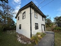 Building Photo - 5557 Ramona Blvd