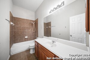 Building Photo - 8703 Rim Sarasota Woods