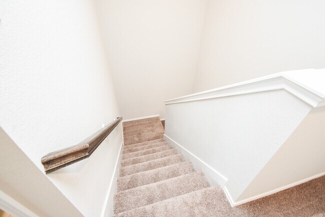 Building Photo - 2910 Scanlan Mdw