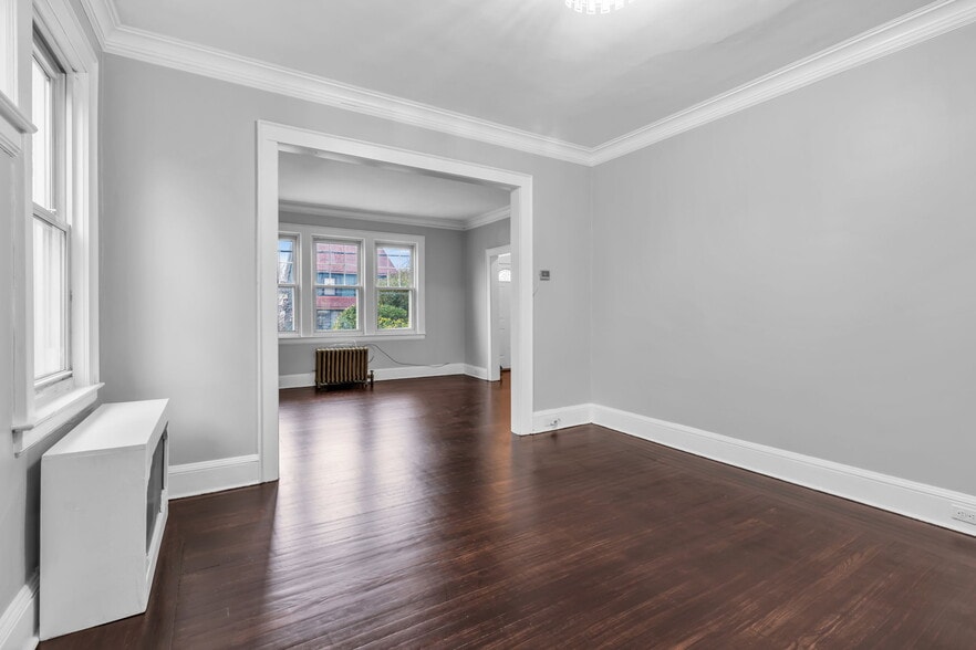 Building Photo - 181 Jacoby Street