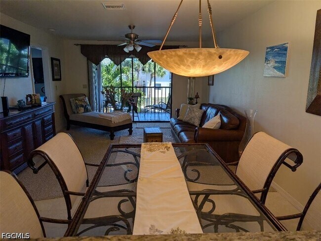 Building Photo - 719 SW 47th Terrace