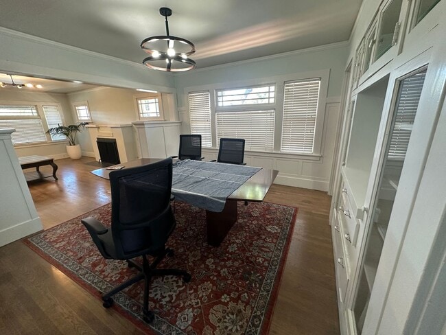 Building Photo - Charming Restored Historic Home in Downtown SLO