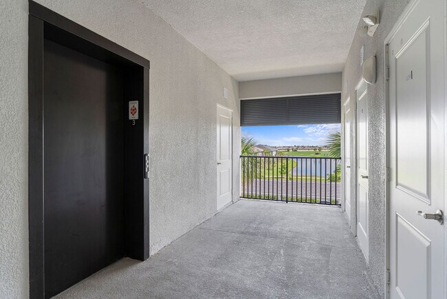 Building Photo - 5583 Double Eagle Cir