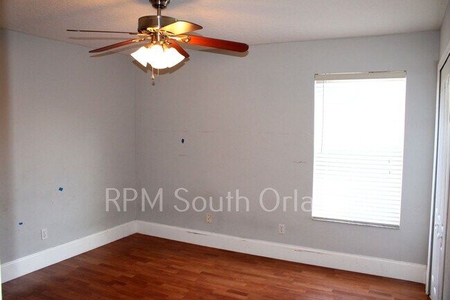 Building Photo - Spacious 4–5 Bedroom Home for Rent in Gate...