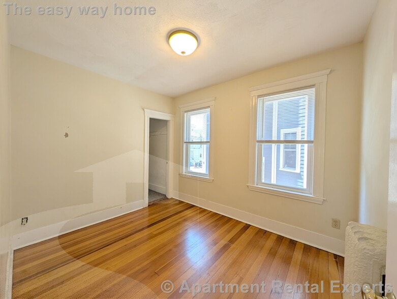 Building Photo - 81 Conwell Ave