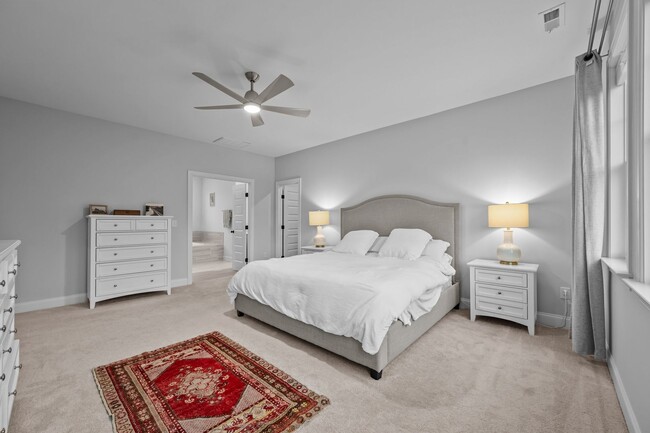 Building Photo - Exquisite 4 Bedroom/4 bath home in the Wyn...