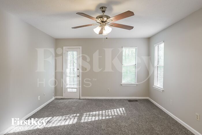 Building Photo - 2608 Plantation Way