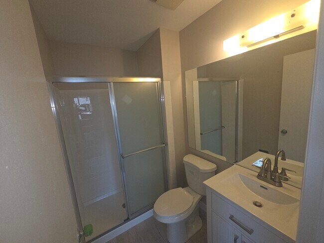 Building Photo - 299 Pembridge Ln